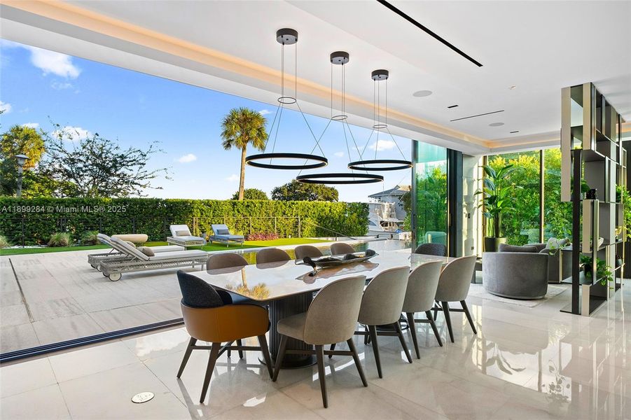 Community amenities in , Miami (Image 33).