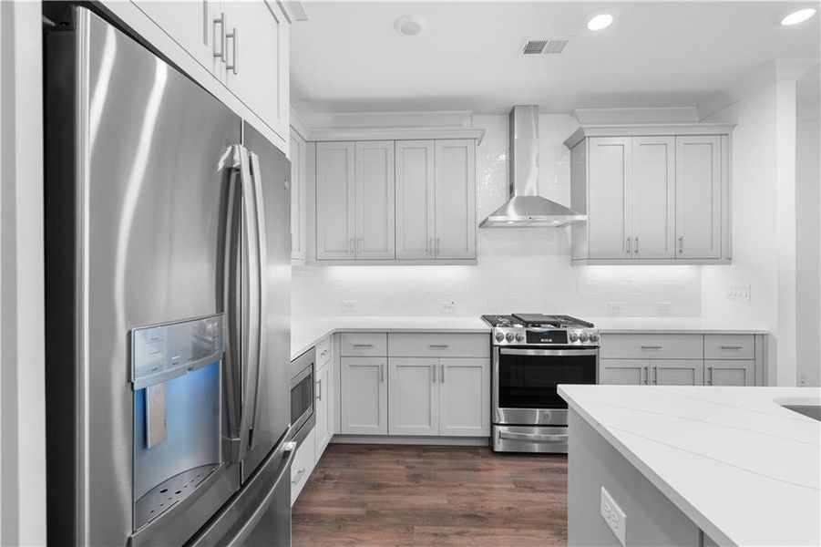 Furnished interior view inside a new home in Evanshire Townhomes, Duluth (Image 15).
