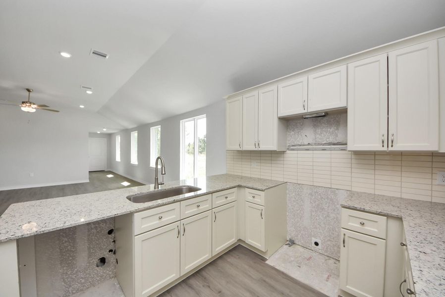 Furnished interior view inside a new home in Santa Fe, Cleveland (Image 8).