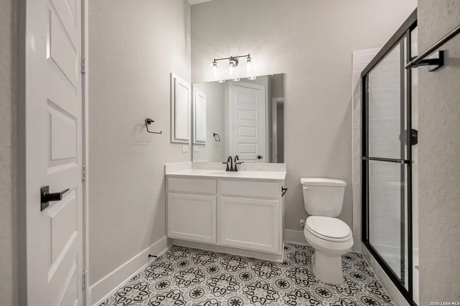 Furnished interior view inside a new home in Caliza Reserve, Boerne (Image 12). Furnished interior view inside a new home in Caliza Reserve, Boerne (Image 12).