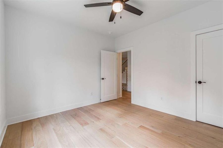 Spacious, unfurnished interior of a new home in , Gainesville (Image 42).