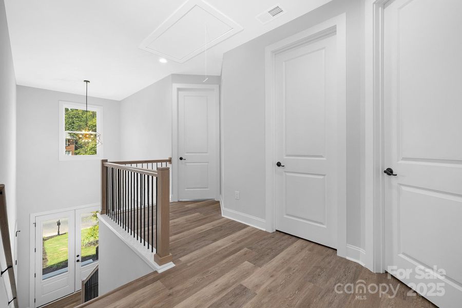 Image 27 of a home in .