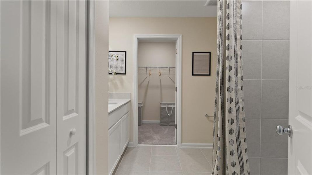 Furnished interior view inside a new home in , Eustis (Image 12).