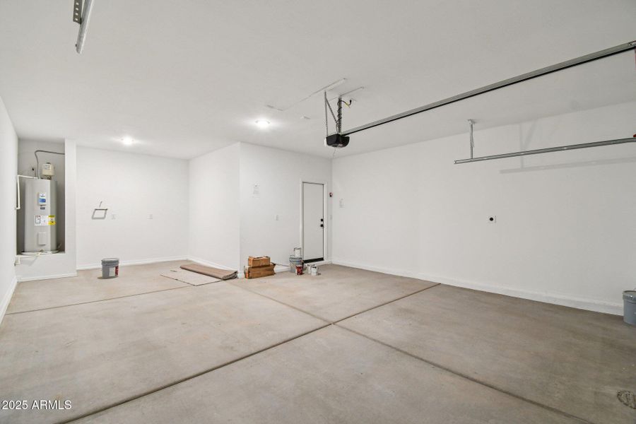 32-web-or-mls-W Bowker St-S2008-032