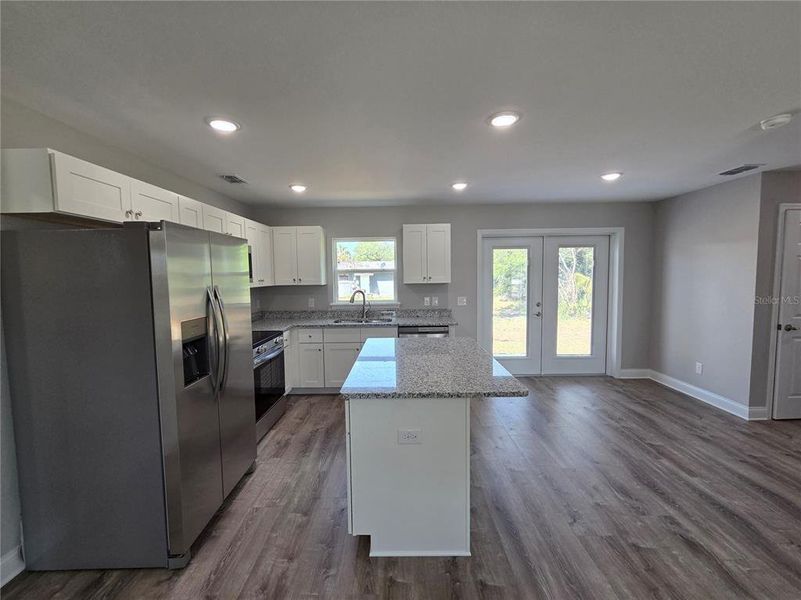 Furnished interior view inside a new home in , Lake Wales (Image 5).