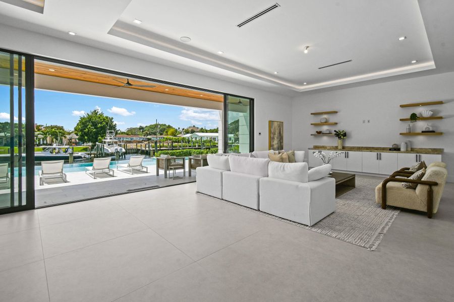 2408AzureCircle(104)