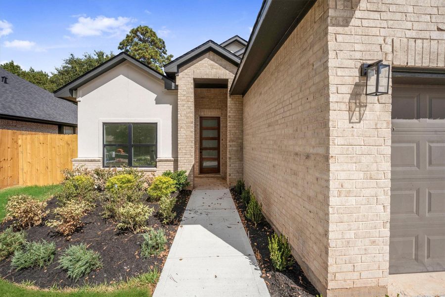 Exterior details and patio area of a home in , Montgomery (Image 32).