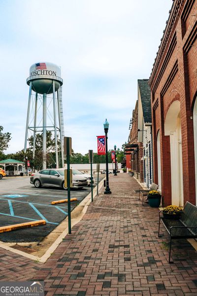 Image 67 of a home in Rosewood Lake Estates.