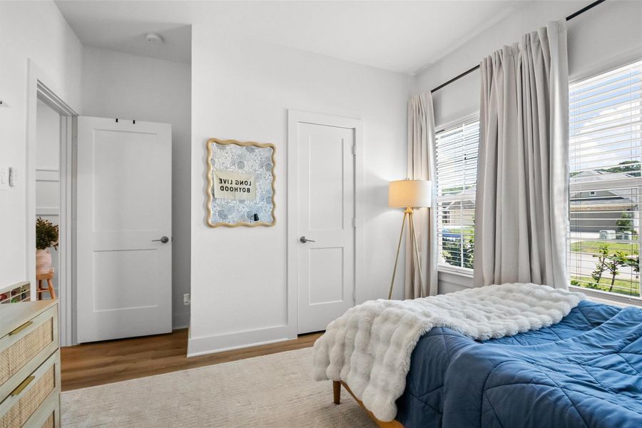 Furnished interior view inside a new home in Lone Star Landing, Montgomery (Image 46).