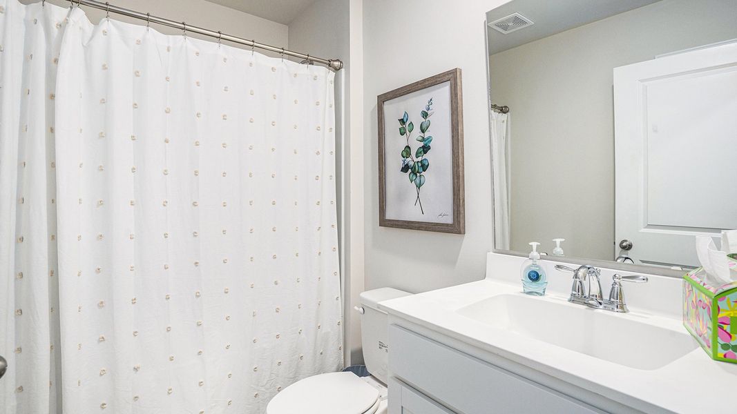 Image 12 of a home in Stanbury Creek.