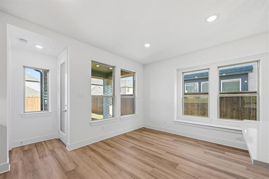 Spacious, unfurnished interior of a new home in Hillstead, Lavon (Image 21).