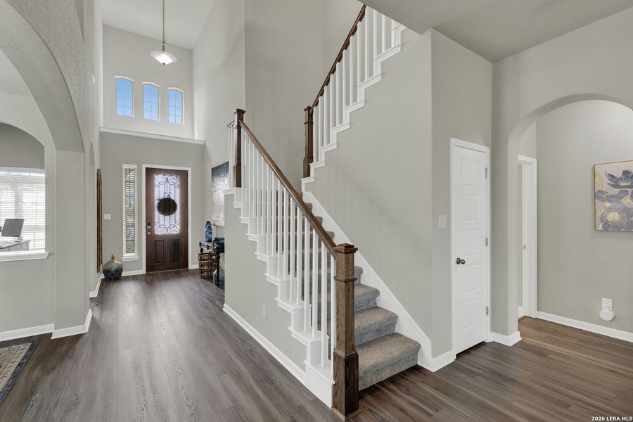 Furnished interior view inside a new home in Buffalo Crossing, Cibolo (Image 18).