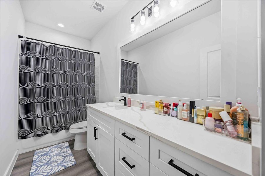 Furnished interior view inside a new home in , Houston (Image 18).