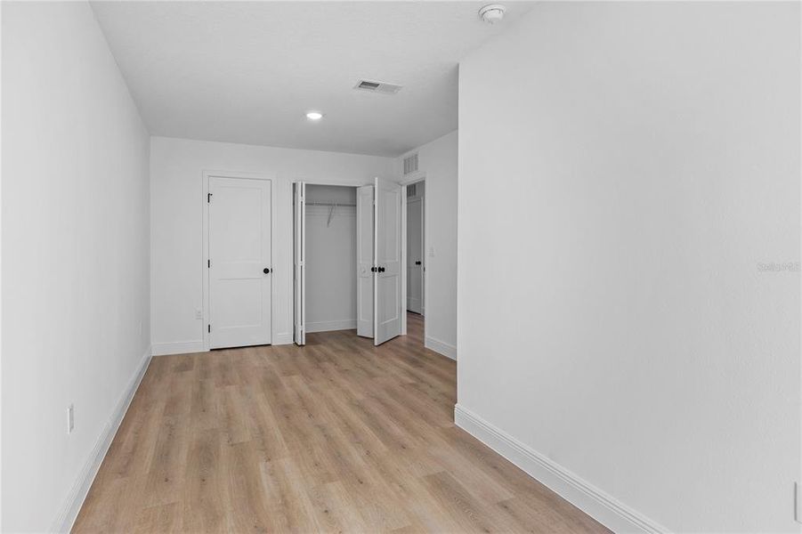 Spacious, unfurnished interior of a new home in , Altamonte Springs (Image 18). Spacious, unfurnished interior of a new home in , Altamonte Springs (Image 18).
