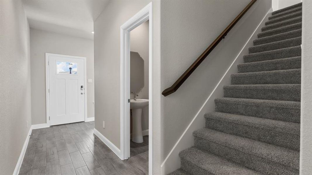 Spacious, unfurnished interior of a new home in Rock Creek Ranch, Fort Worth (Image 24). Spacious, unfurnished interior of a new home in Rock Creek Ranch, Fort Worth (Image 24).