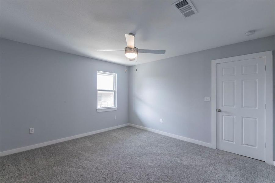 Spacious, unfurnished interior of a new home in , De Leon (Image 22).