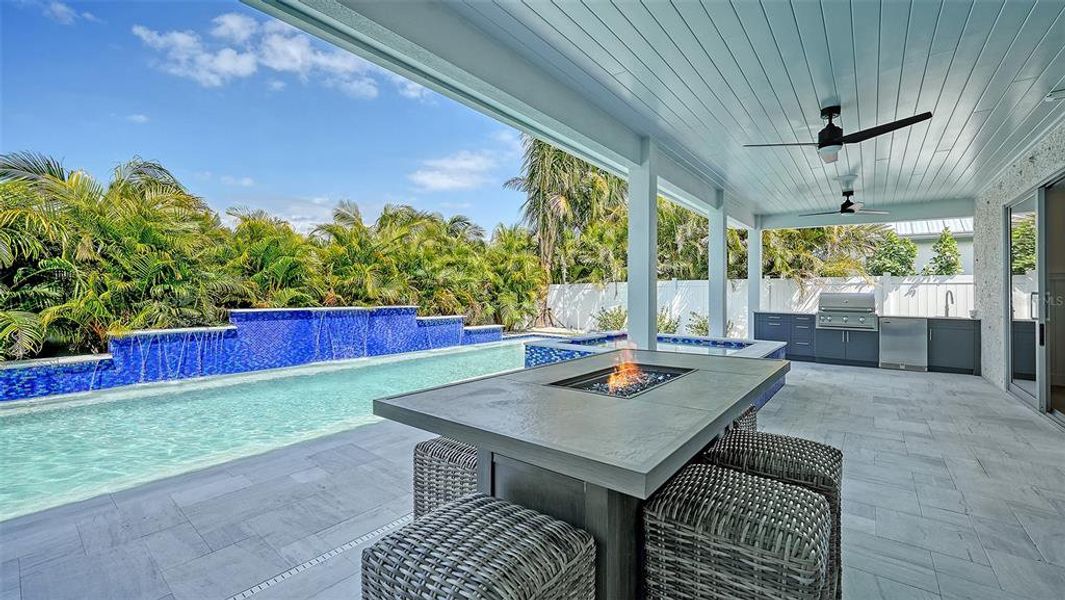 Furnished interior view inside a new home in , Bradenton (Image 37).