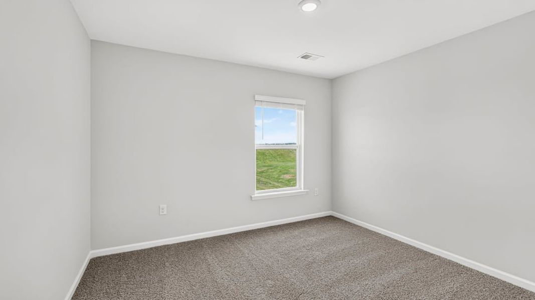 Spacious, unfurnished interior of a new home in Cascade Point, Seneca (Image 27).