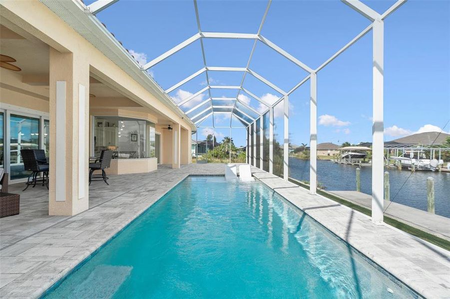 Exterior details and patio area of a home in , Port Charlotte (Image 1).