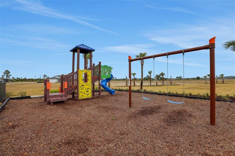 Community amenities in Creekside Run at Babcock Ranch, Punta Gorda (Image 33).