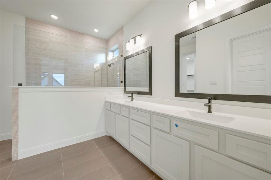Furnished interior view inside a new home in Terraces – Estates, Rockwall (Image 13).