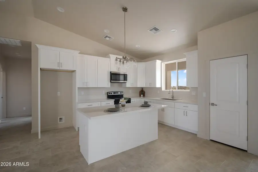 House North of 2698 S 358th Ave, Tonopah