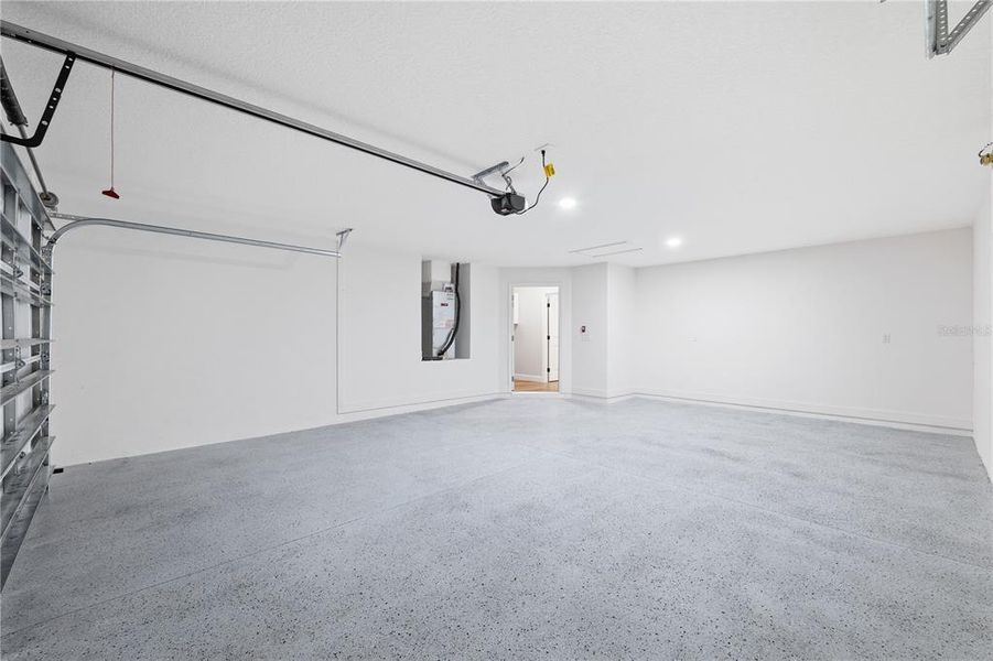 Spacious, unfurnished interior of a new home in , Webster (Image 21).