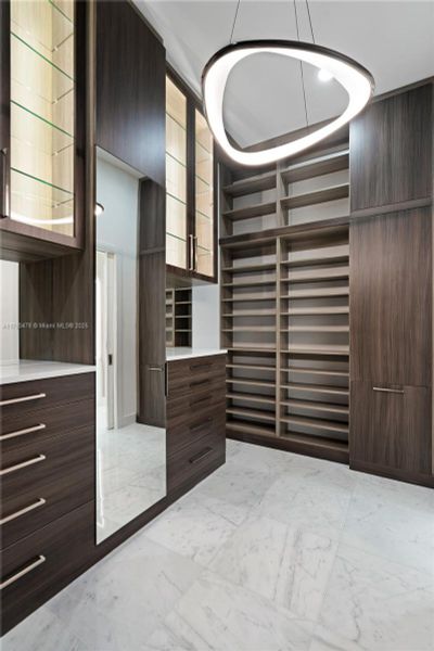 Furnished interior view inside a new home in , Plantation (Image 7).