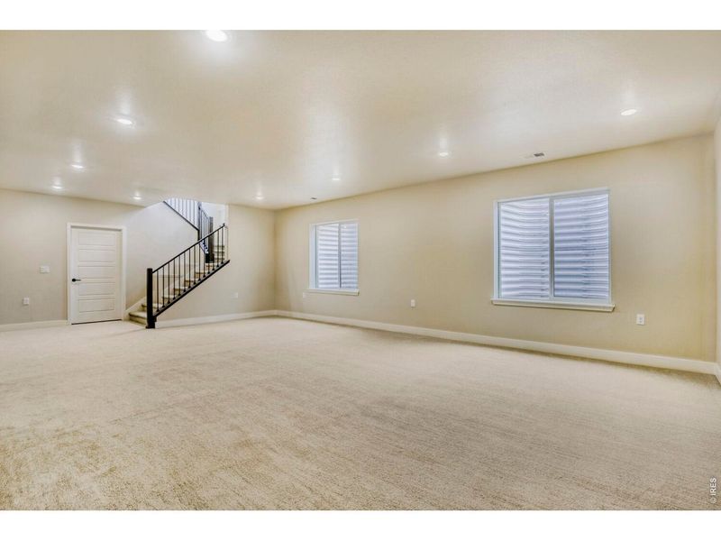 Spacious, unfurnished interior of a new home in , Fort Collins (Image 46).