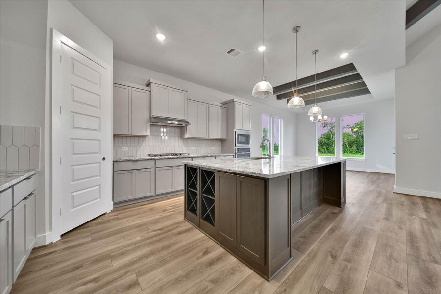 Furnished interior view inside a new home in , Rosharon (Image 9).