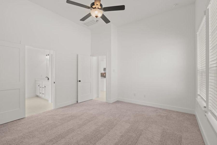 Representative unfurnished interior of a home built from the Berkley by Chesmar Homes in The Woodlands Hills, Willis (Image 14). Representative unfurnished interior of a home built from the Berkley by Chesmar Homes in The Woodlands Hills, Willis (Image 14).