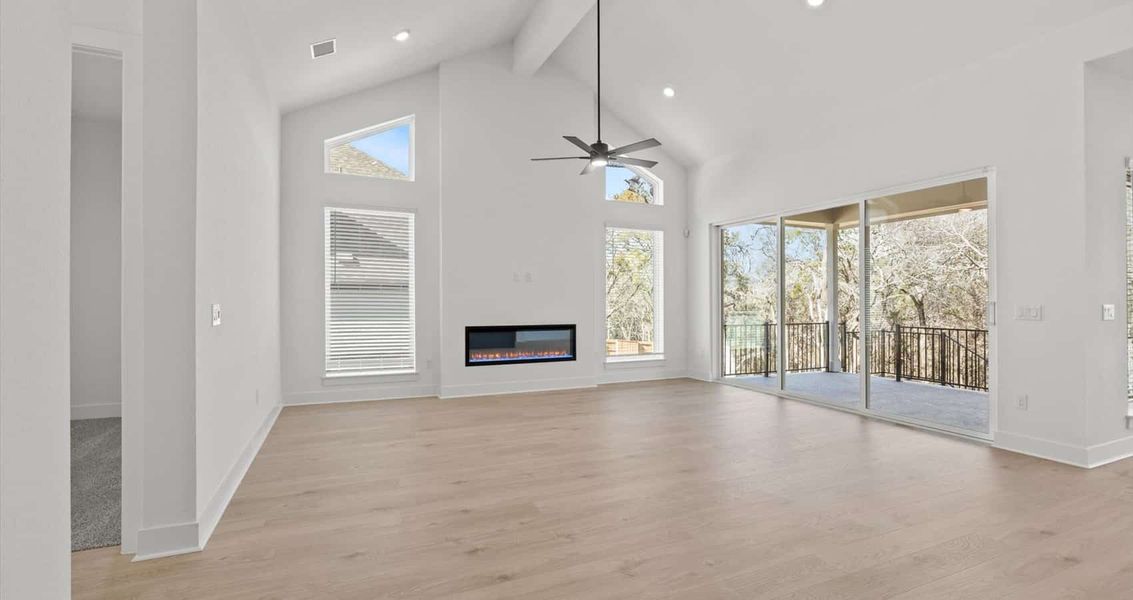 Spacious, unfurnished interior of a new home in 6 Creeks, Kyle (Image 12). Spacious, unfurnished interior of a new home in 6 Creeks, Kyle (Image 12).