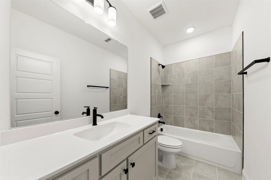 22. 3103 Bexar - 3RD Bath