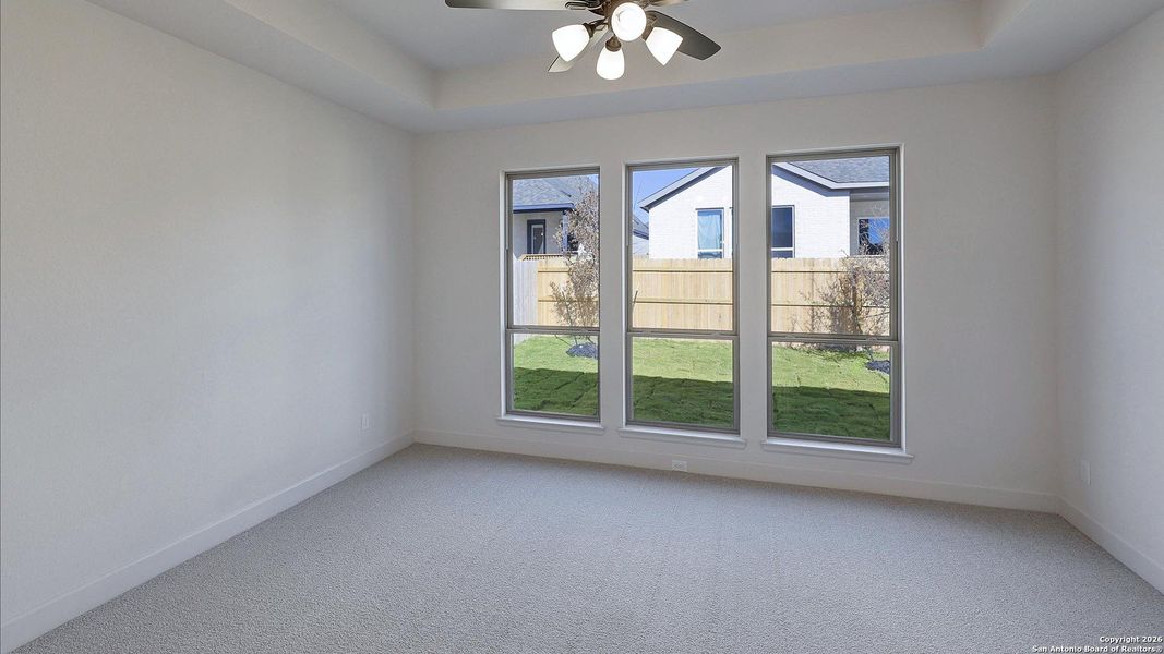 Spacious, unfurnished interior of a new home in Corley Farms 50', Boerne (Image 19).