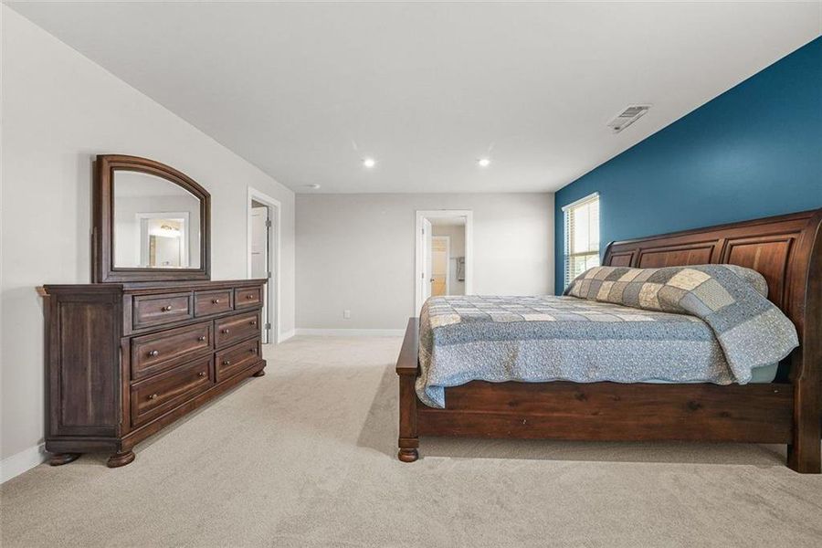 Furnished interior view inside a new home in Southern Hills, McDonough (Image 17).