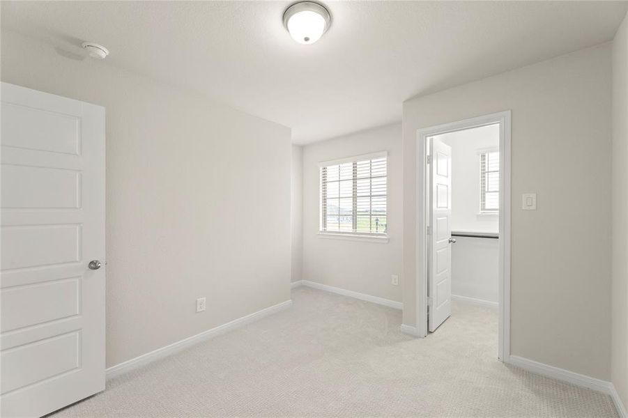 14_1064 Happy Holly 14_1064 Happy Holly