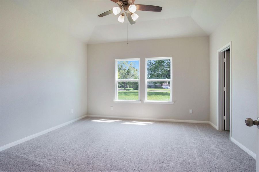 Image 23 of a home in Columbia Lakes. Image 23 of a home in Columbia Lakes.