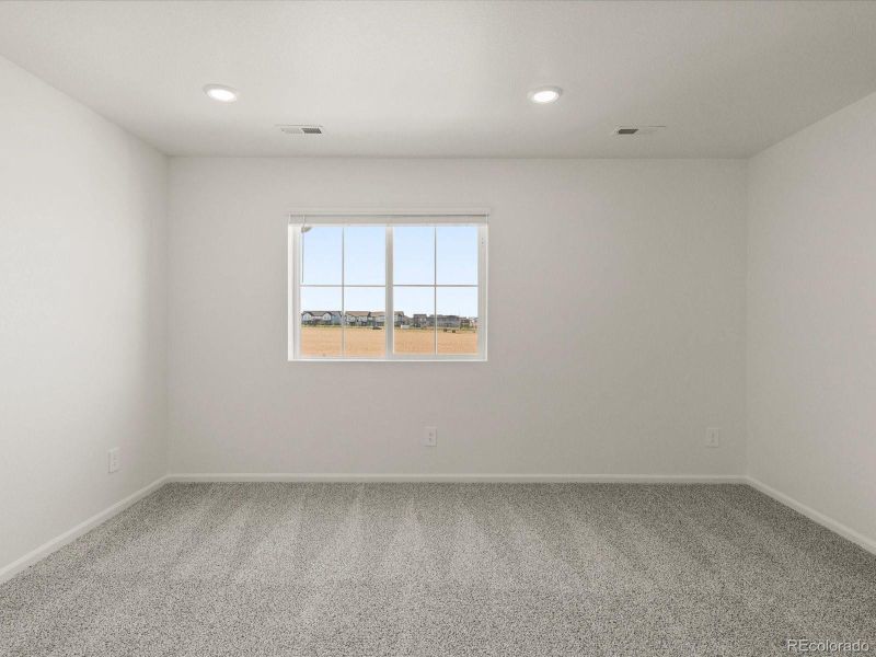 Spacious, unfurnished interior of a new home in Skyview at High Point, Aurora (Image 21).