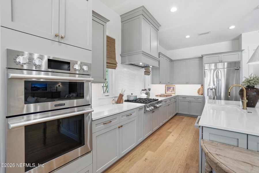 Furnished interior view inside a new home in , Ponte Vedra Beach (Image 11).