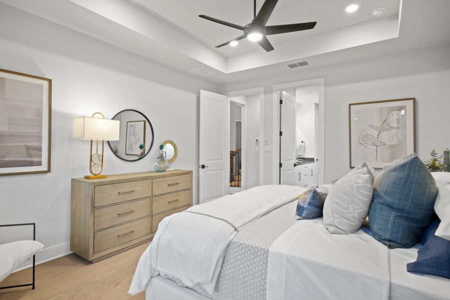 Furnished interior view inside a new home in Provence 50', Austin (Image 46).