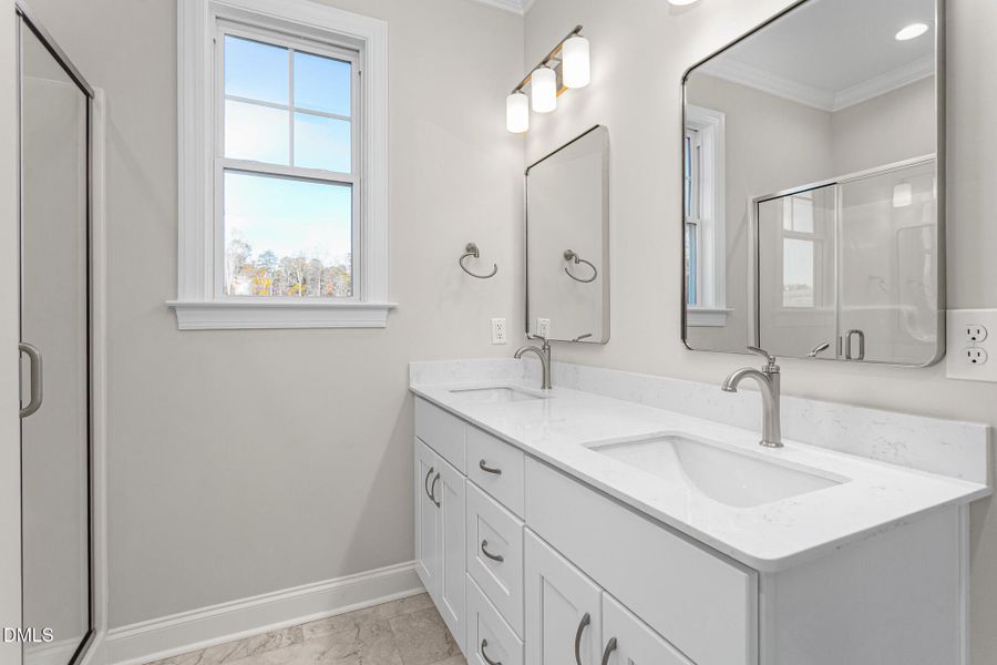 3117 Cullens Drive-25