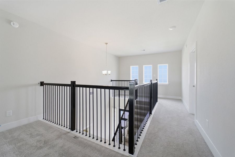 Spacious, unfurnished interior of a new home in Sunterra Lakes, Brookshire (Image 54). Spacious, unfurnished interior of a new home in Sunterra Lakes, Brookshire (Image 54).