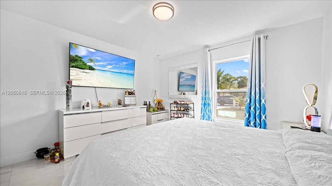 Furnished interior view inside a new home in , West Palm Beach (Image 14).