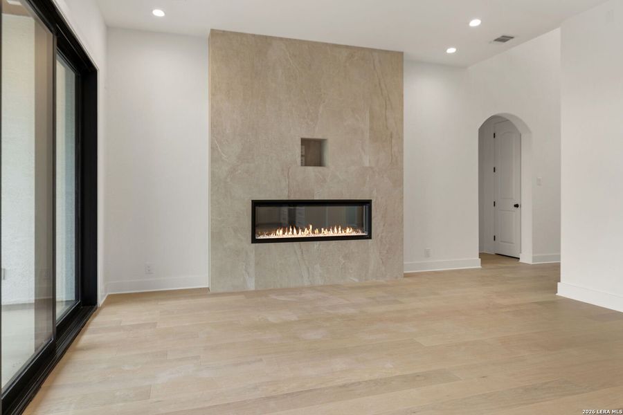 Spacious, unfurnished interior of a new home in , Boerne (Image 53).