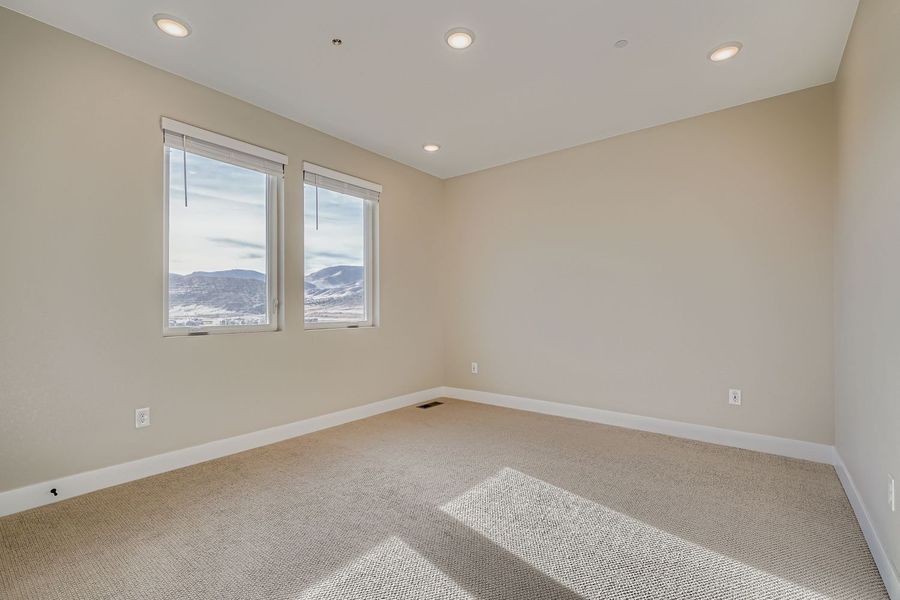 Spacious, unfurnished interior of a new home in Solterra, Lakewood (Image 7).