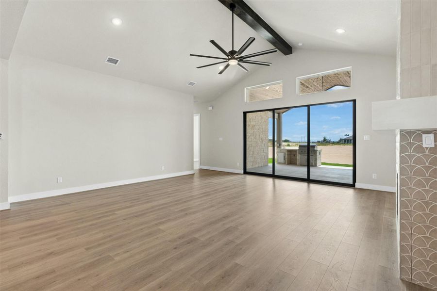 Spacious, unfurnished interior of a new home in Leander Estates, Leander (Image 24).
