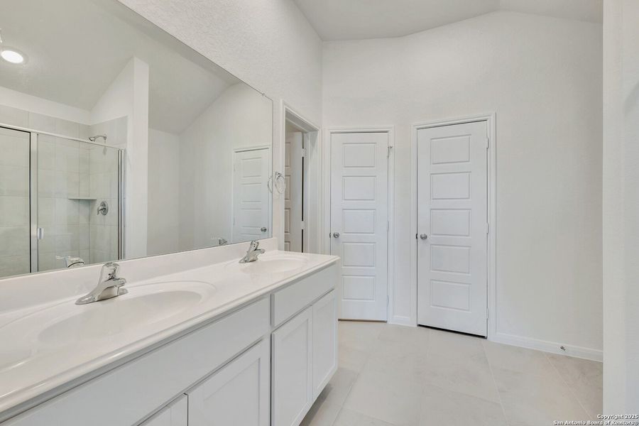 Furnished interior view inside a new home in Park Place, New Braunfels (Image 7). Furnished interior view inside a new home in Park Place, New Braunfels (Image 7).