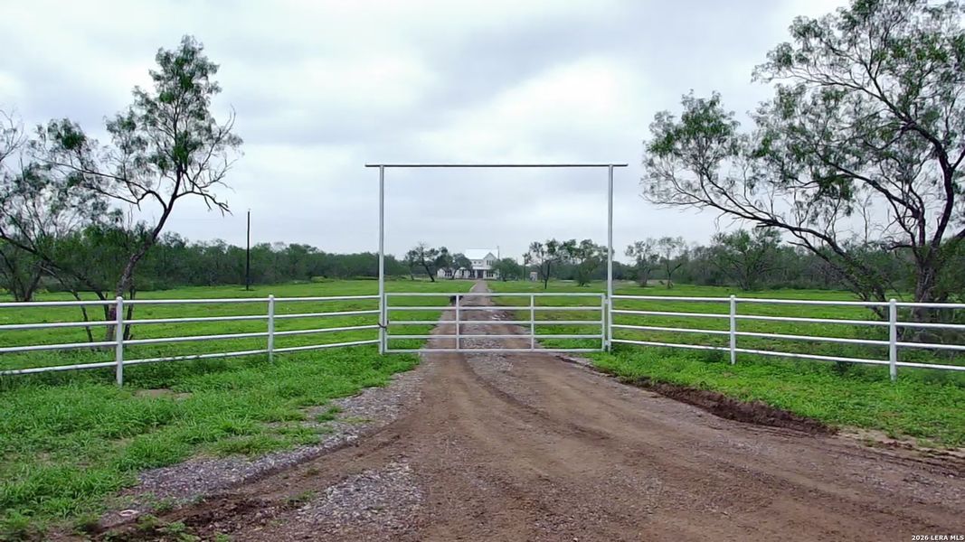 Image 18 of a home in .