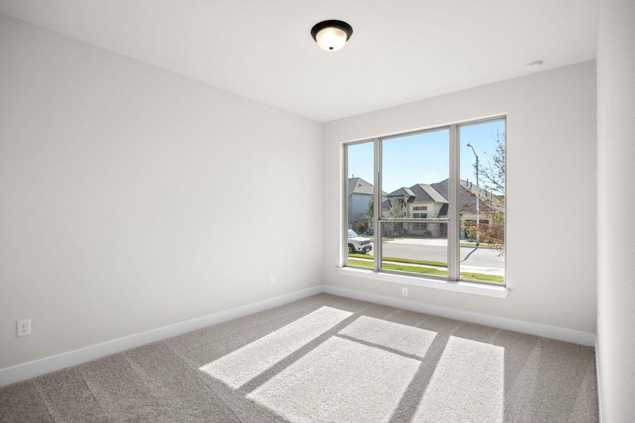 Spacious, unfurnished interior of a new home in Nolina, Georgetown (Image 24).