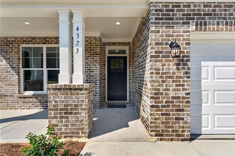 Exterior details and patio area of a home in , Loganville (Image 3).